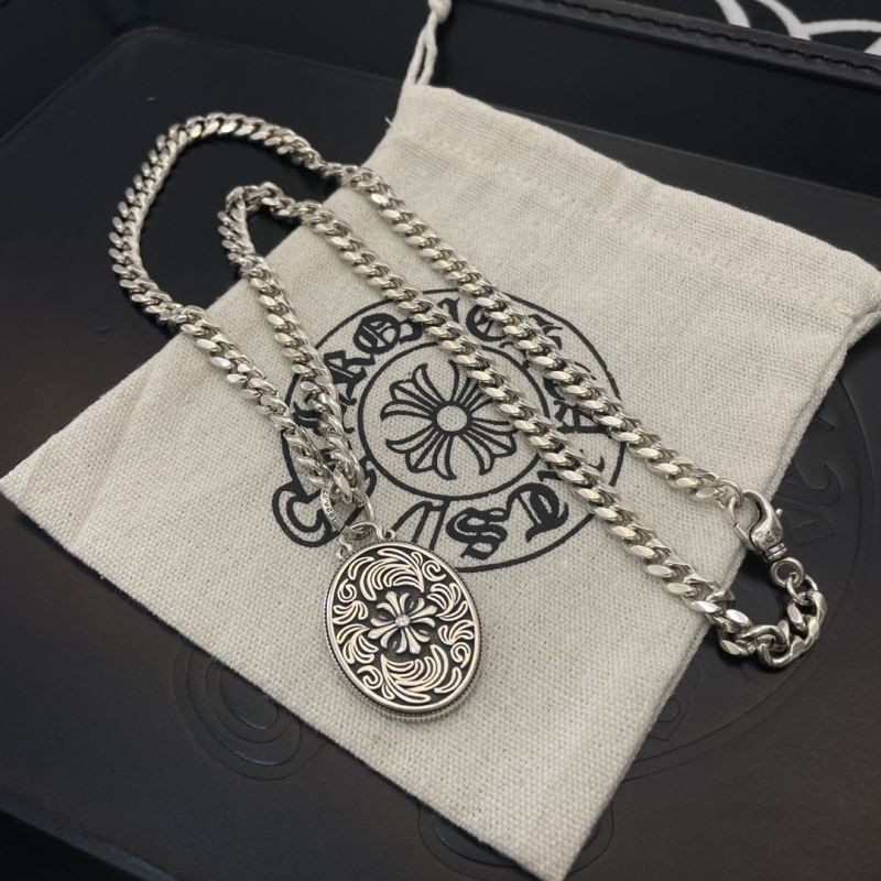 Ch*0me He**ts necklaces